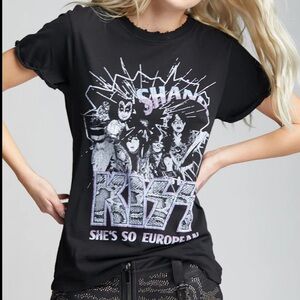 Distressed KISS concert tee